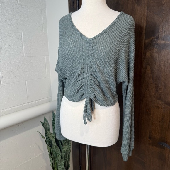 SHEIN Knit Sweaters lot of 2 green and black cropped drawstrin adjustable fronts - Picture 3 of 10